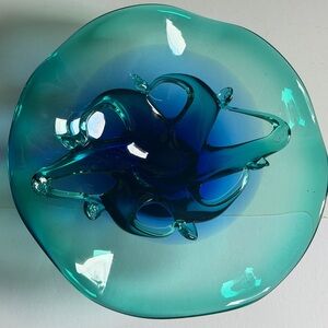 Mid-Century Style Hand-Blown Aqua & Blue Art Glass Bowls – Pair